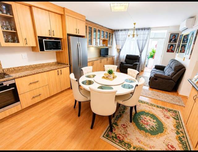 2 BEDROOM APARTMENT FOR SALE IN NORTH BEACH